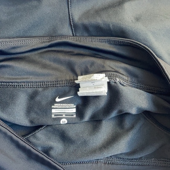 Black Nike Shorts Medium - Picture 3 of 6